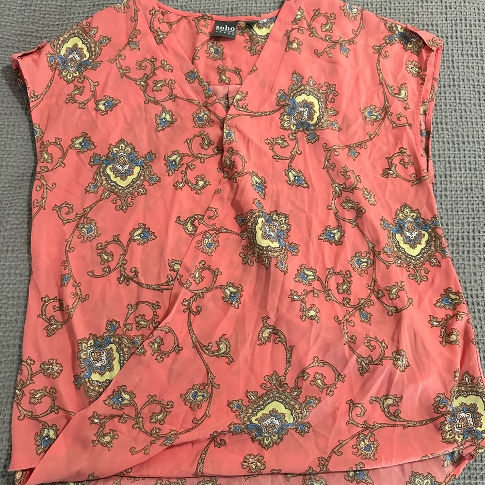 Beautiful Soho blouse